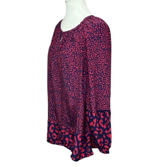 XL Vineyard Vines Blouse - Picture 3 of 6